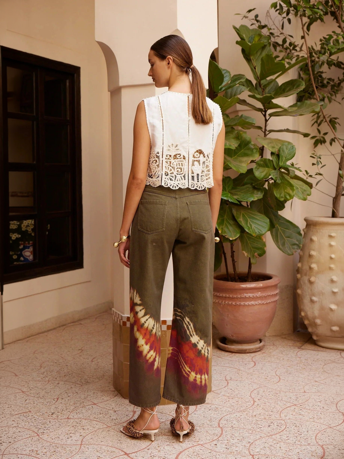 Artistic Hem Detail Denim Mid Rise Jean